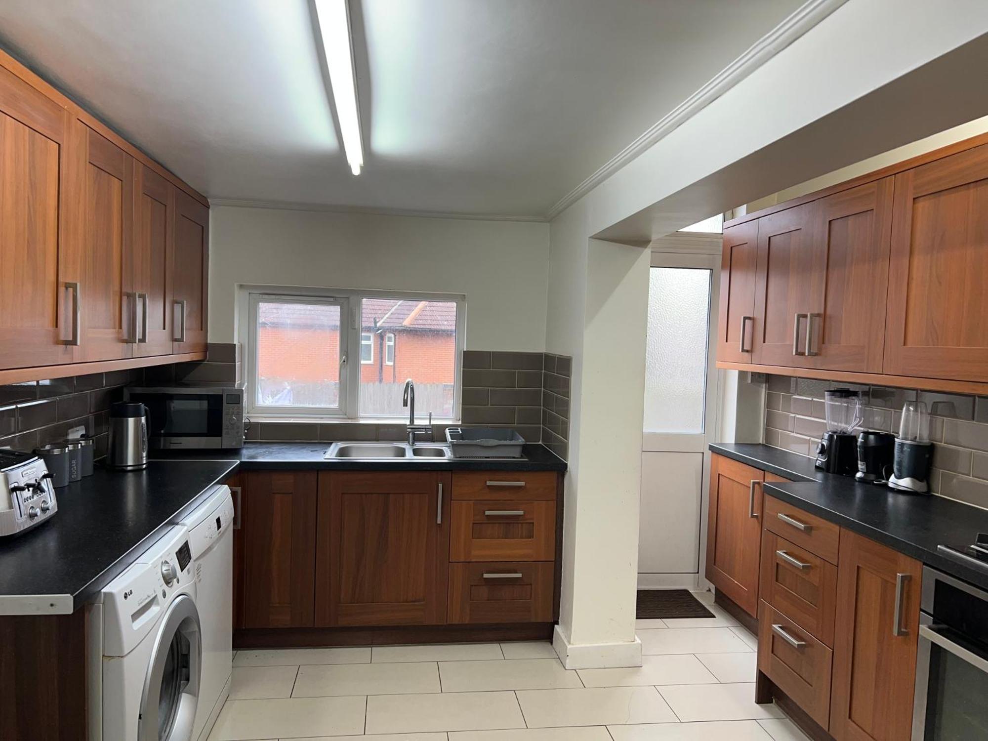 Comfortable Single Room Wembley Park/Stadium Лондон Экстерьер фото